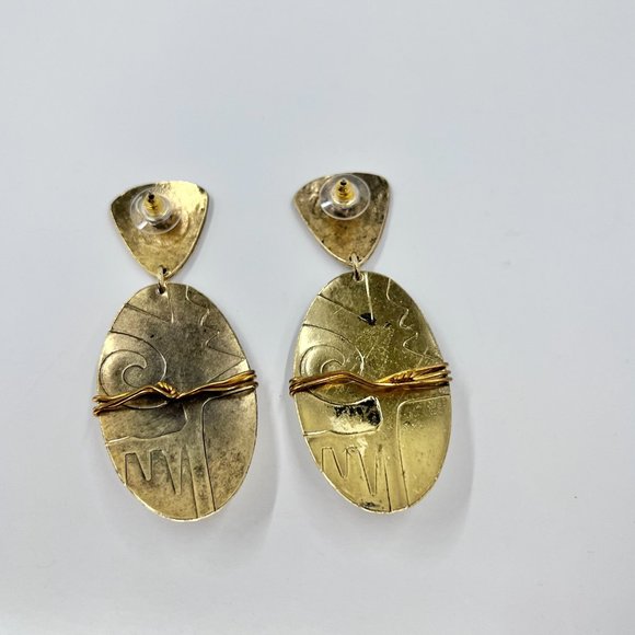 NWOT - Lapis Inspired Large Oval Metal Wrapped Gold Tone Post Earrings - Picture 5 of 7